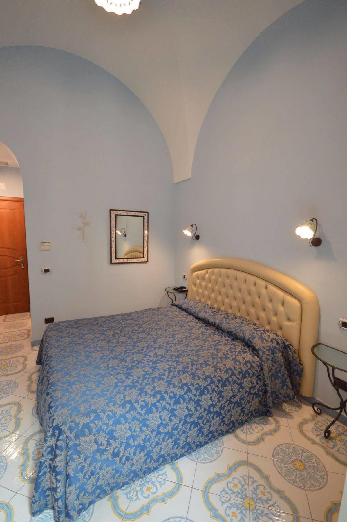 B&B Palazzo Pisani Amalfi Esterno foto